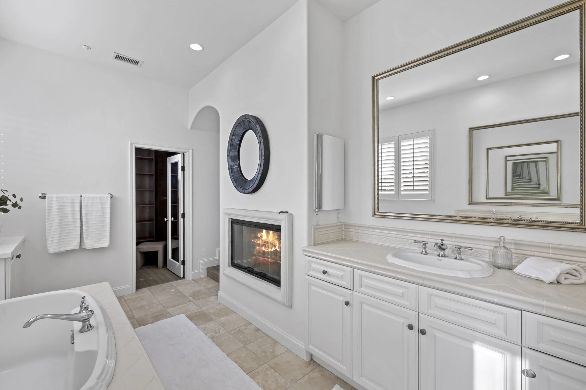 42-web-or-mls-3307 Clay (42).JPG