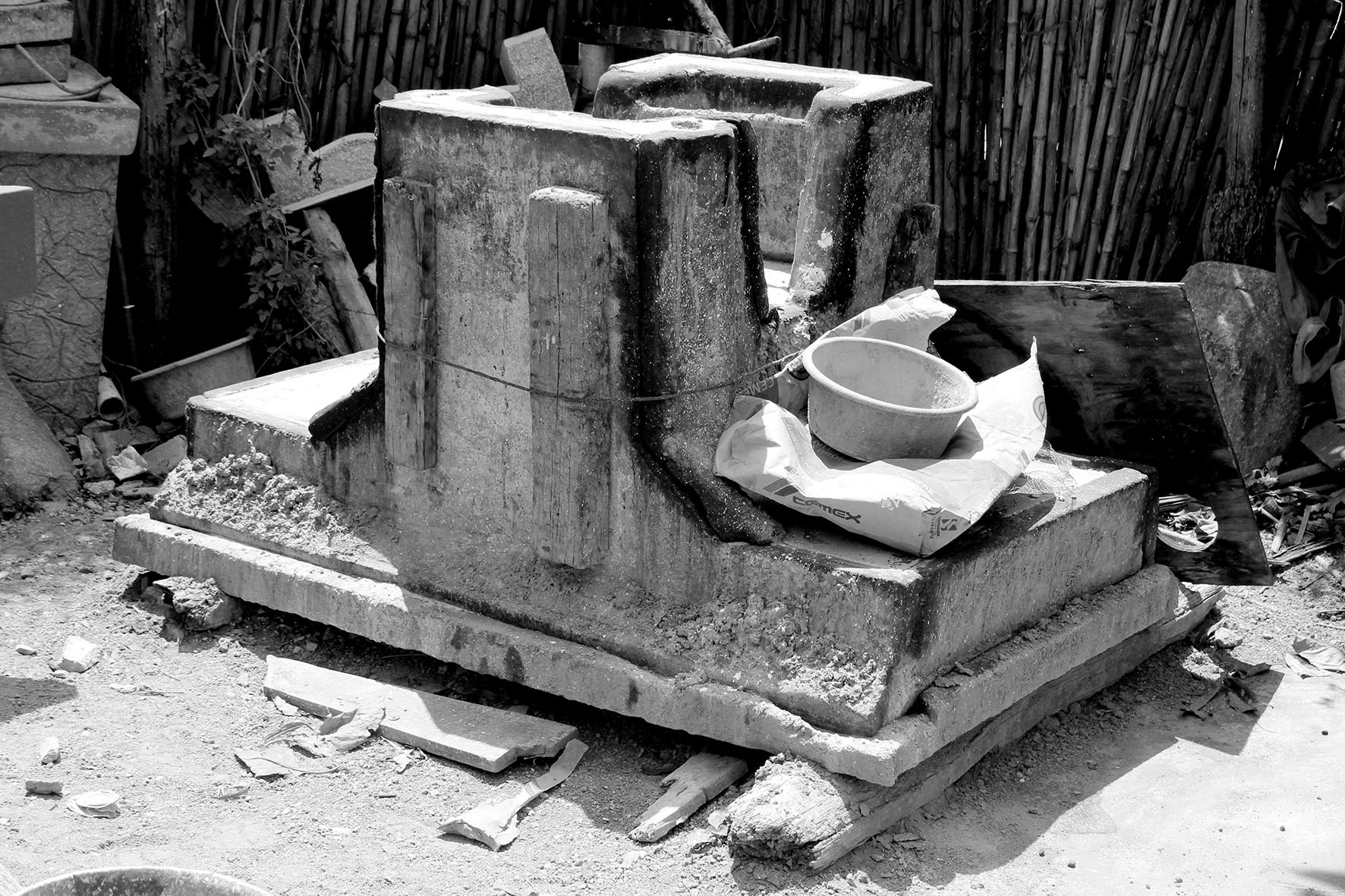 The art of Pila-making / The traditional Pilas are handmade with wooden moulds.