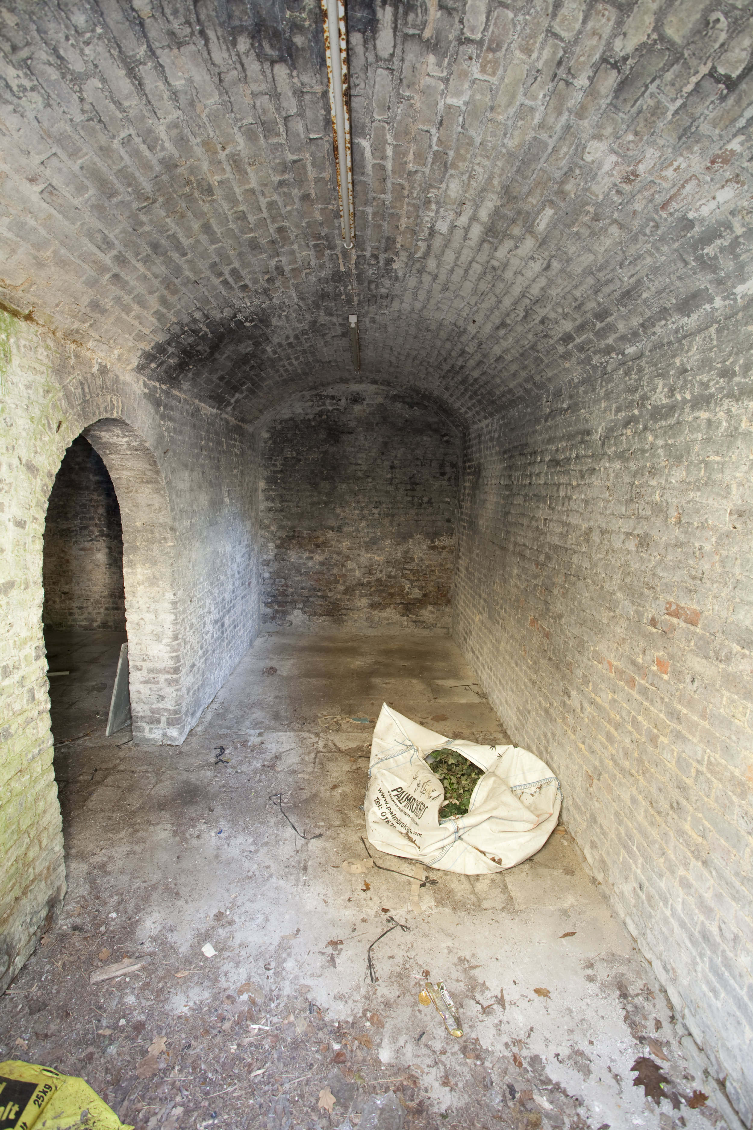 12_03_28_JoshuaTucker_HedsorHouse_268.jpg