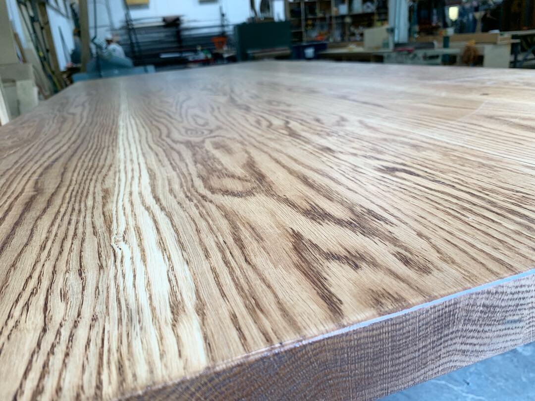 Some b-e-a-utiful zebra grain on a pair of #whiteoak tables for our friends at @pricemodern 😍😍 we&rsquo;re in love! .
.
.
.
.
#woodworking #reclaimedwood #ilovewoodworking #custommade #furniture #customfurniture #anythingwoodandmetal #handmade #bal