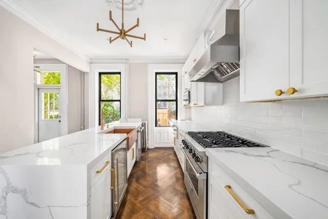 190729_72_conselyea_parlor_bk_0027_high res.JPG