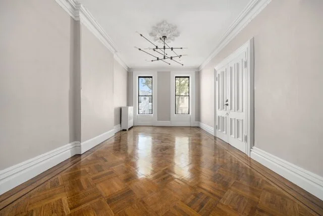 190729_72_conselyea_parlor_bk_0078_high res.JPG