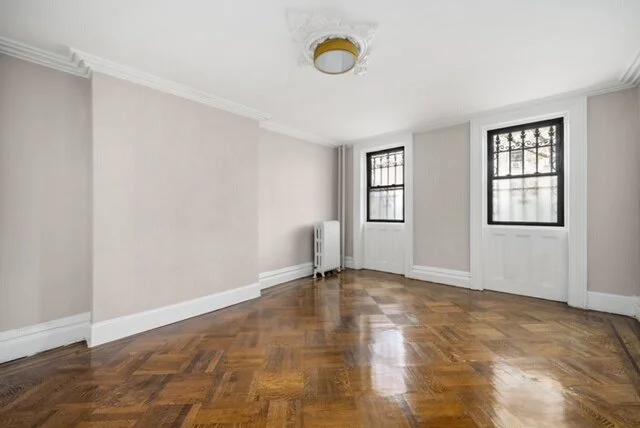 190729_72_conselyea_parlor_bk_0099_high res.JPG