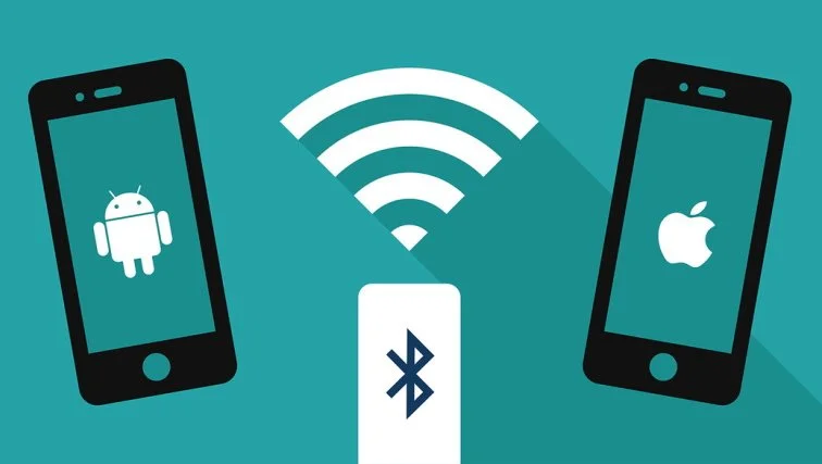 Which is Better: Bluetooth Car Stereos or Apple CarPlay &amp; Android Auto?
