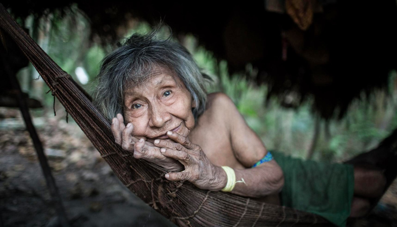 Amerixaá is the oldest woman in the Awá tribe. She lives deep in the jungle, far from the rest of the community. In Awá culture, older members traditionally remove themselves from the tribe, living alone until they pass away.