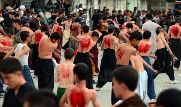 Ashura procession in Pakistan. Diariocritico de Venezuela , CC BY