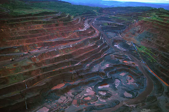 Carajás Mine, the largest iron ore mine in the world, is found within the Carajás National Forest (pictured above). T photography / Shutterstock
