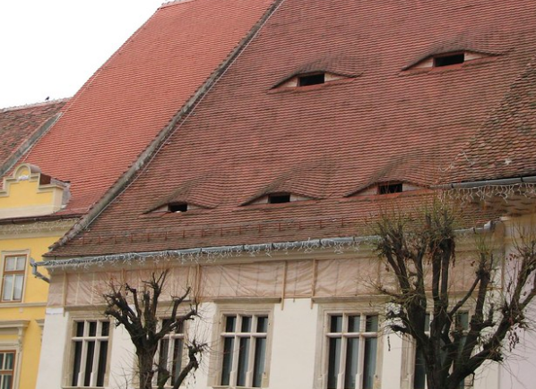 Houses with eyes in Sibiu. lucianf. CC BY 2.0