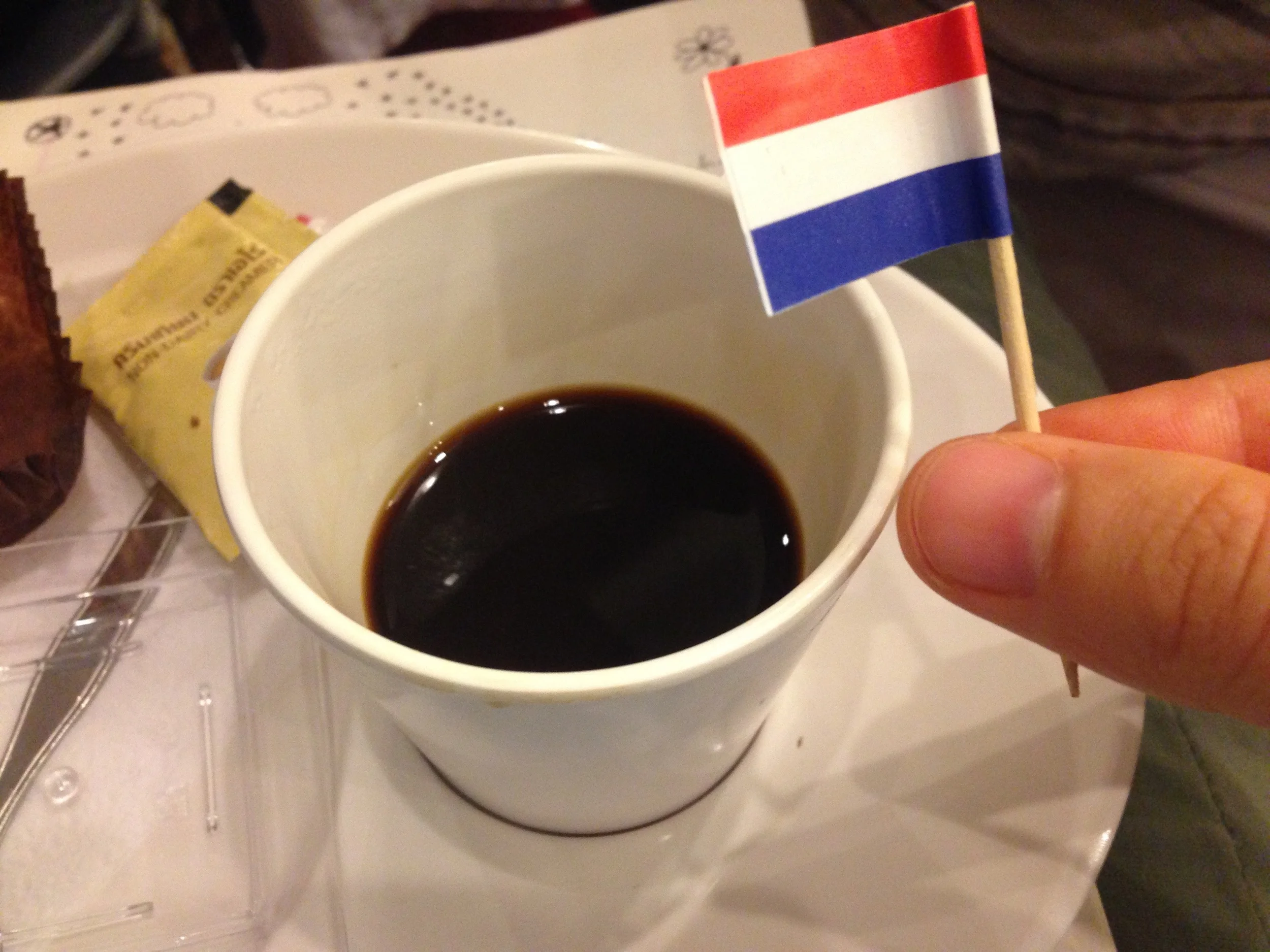 Coffee at the immigration meeting for foreigners this week. I ate the kahnomes too quickly to take a picture of those...