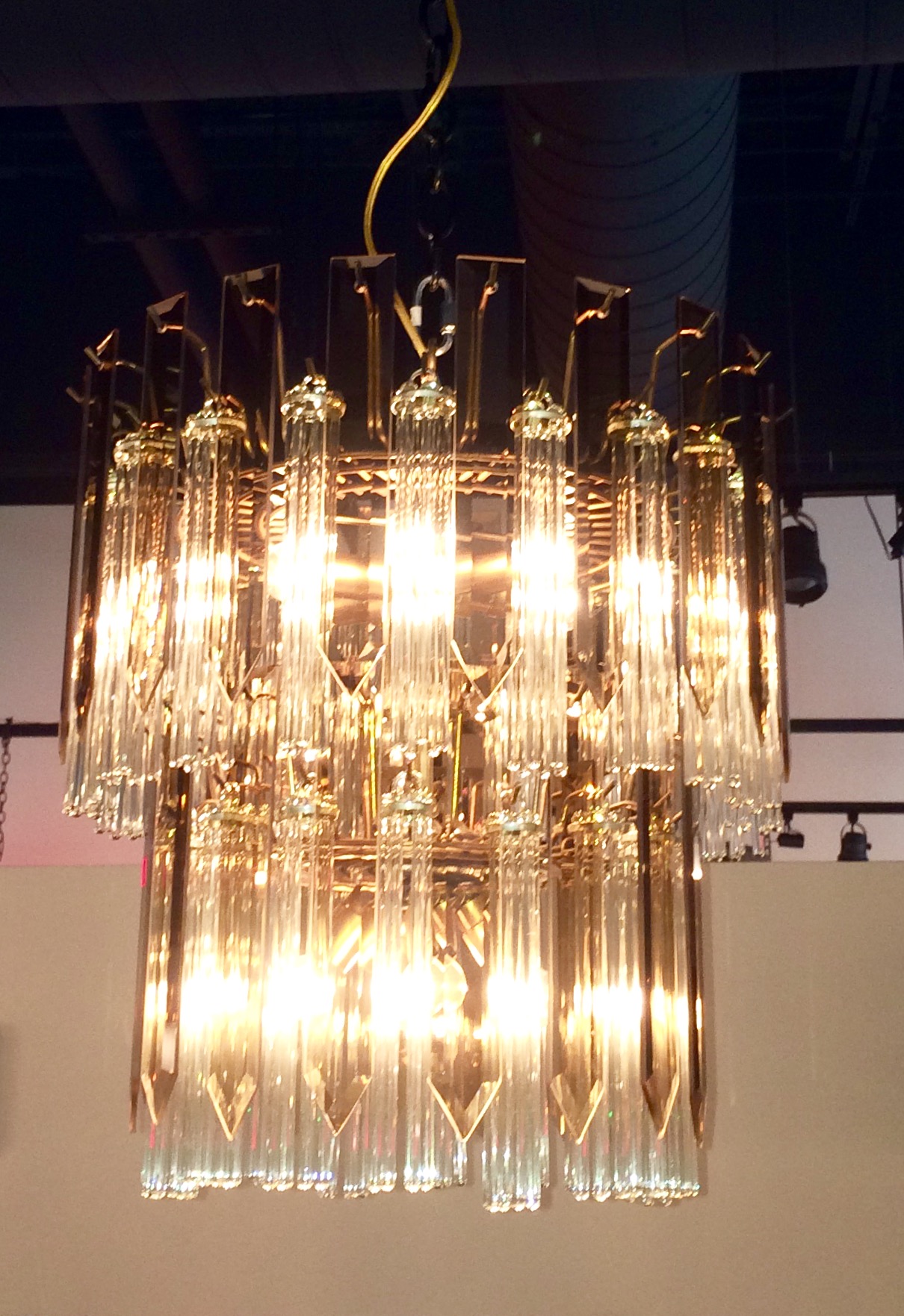 chandelier 19.jpg