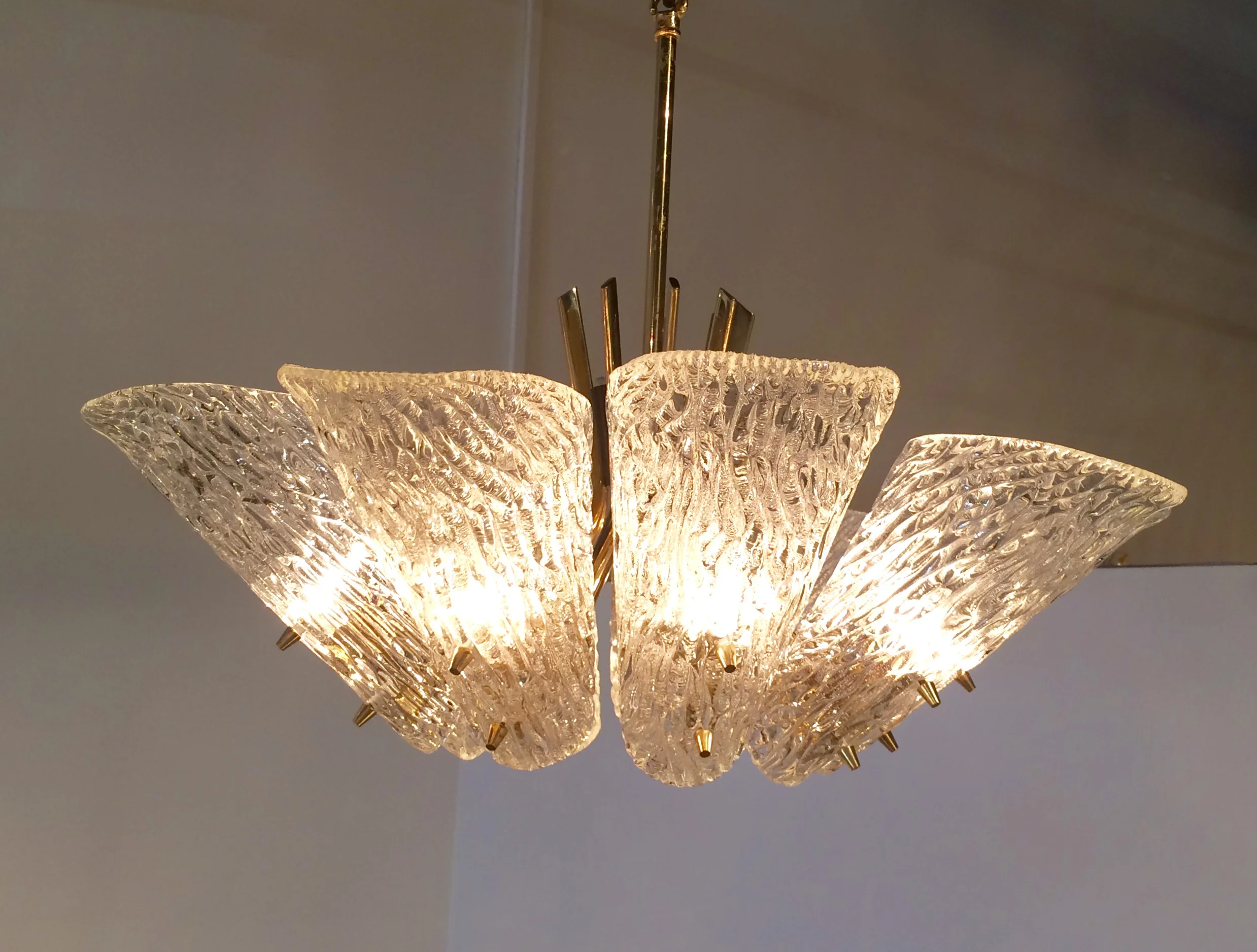 chandelier2.jpg