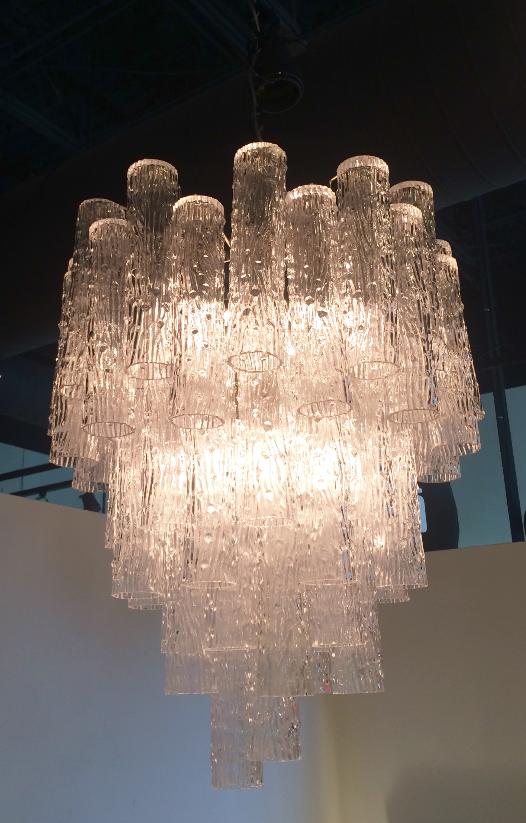 chandelier11.jpg