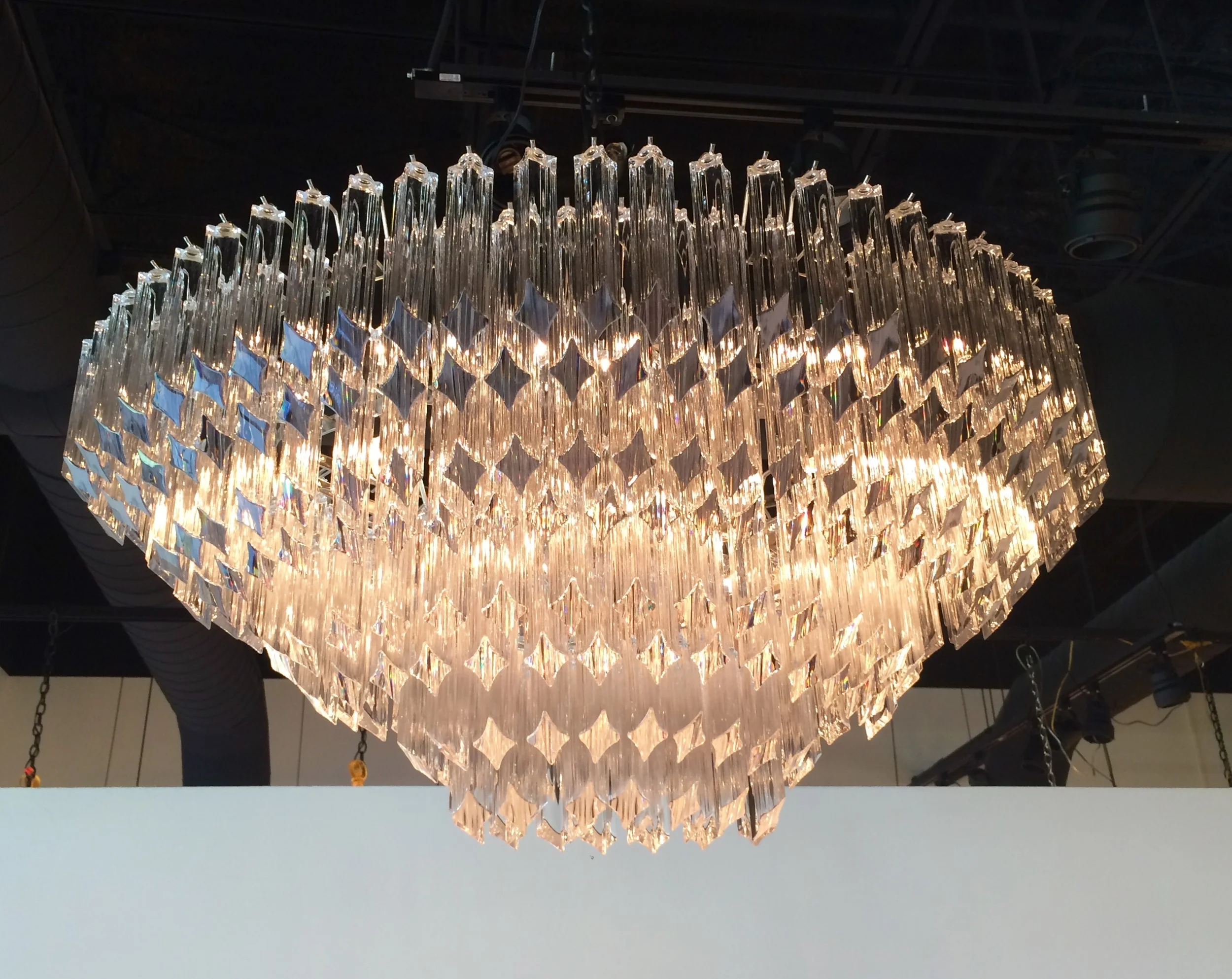 chandelier10.jpg