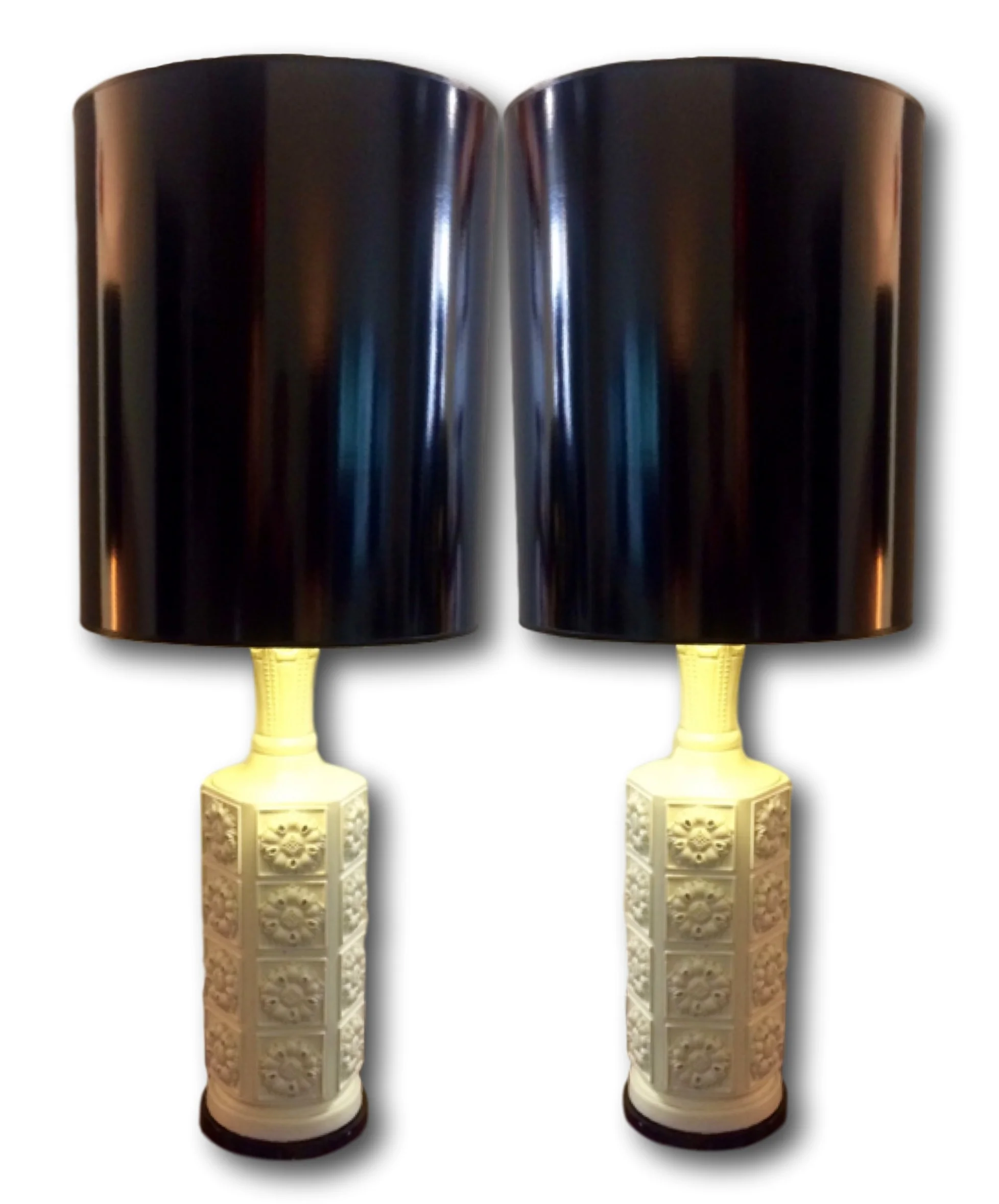 SOLD    Pair white Plaster lamps with medallions