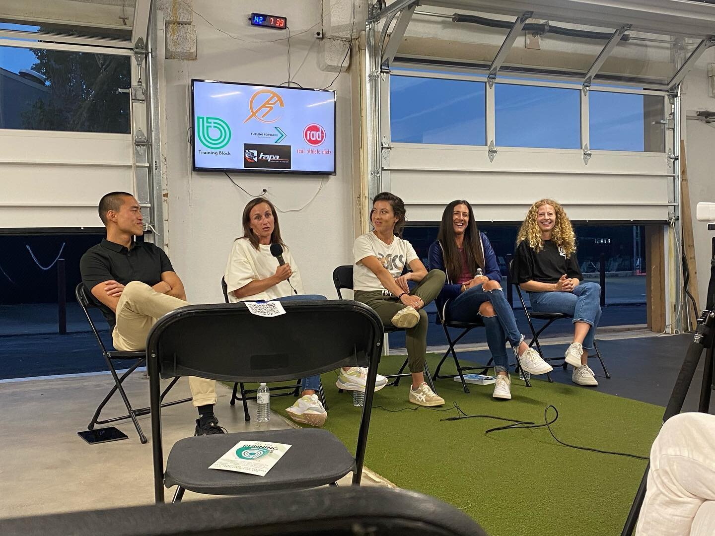 Thanks @kinesisintegrated and @training.block for putting on a great panel! It is refreshing to hear about women in sport. All athletes need to respect their bodies by understanding how physiologically they adapt and change and how we can fuel oursel