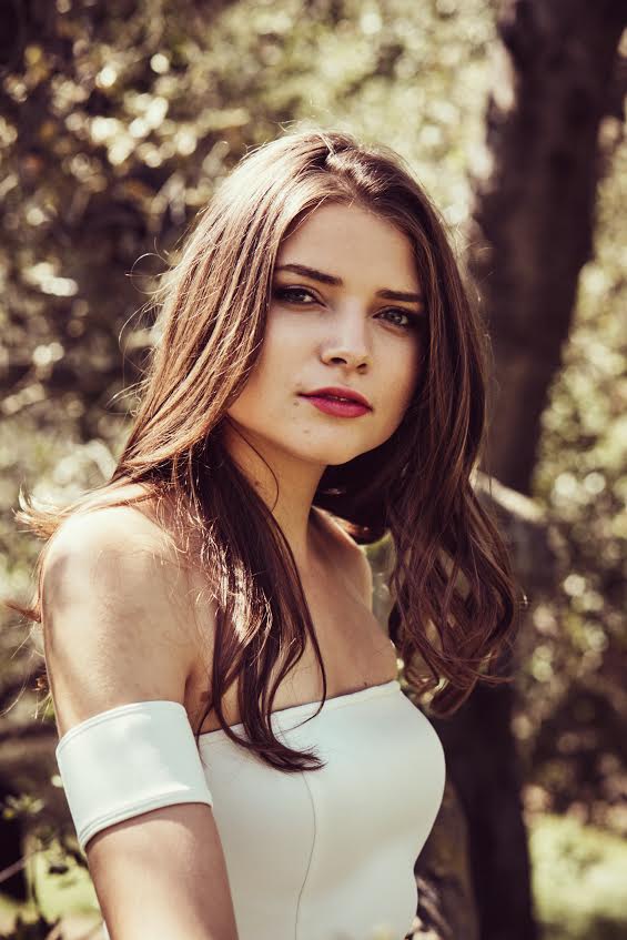 Brandilyn headshot.jpg