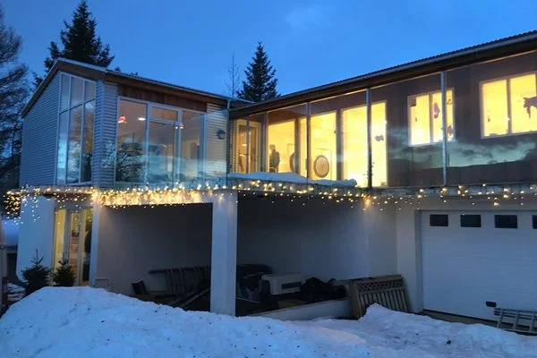 Iceland-Wellness-center-winter.jpg