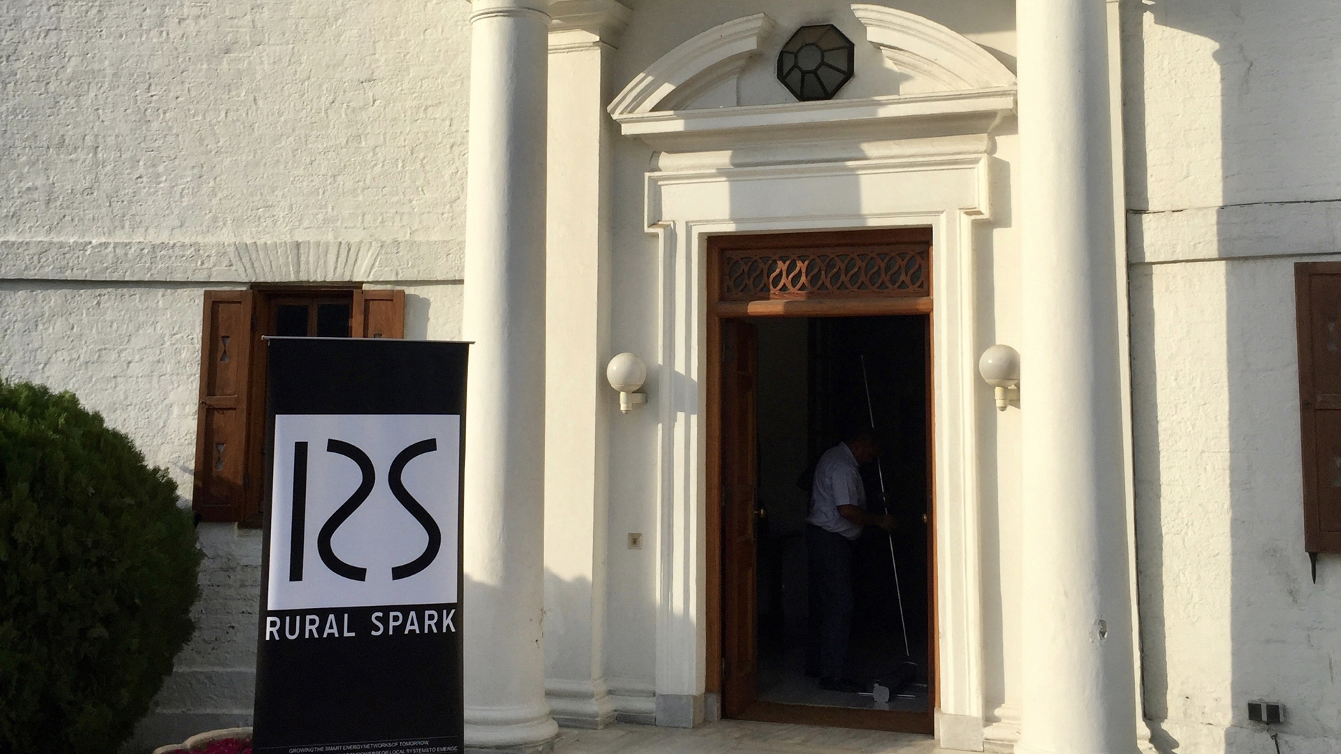 Welcome at the Residence of the Dutch Ambassador in India, now floor to the Rural Spark product launch event.