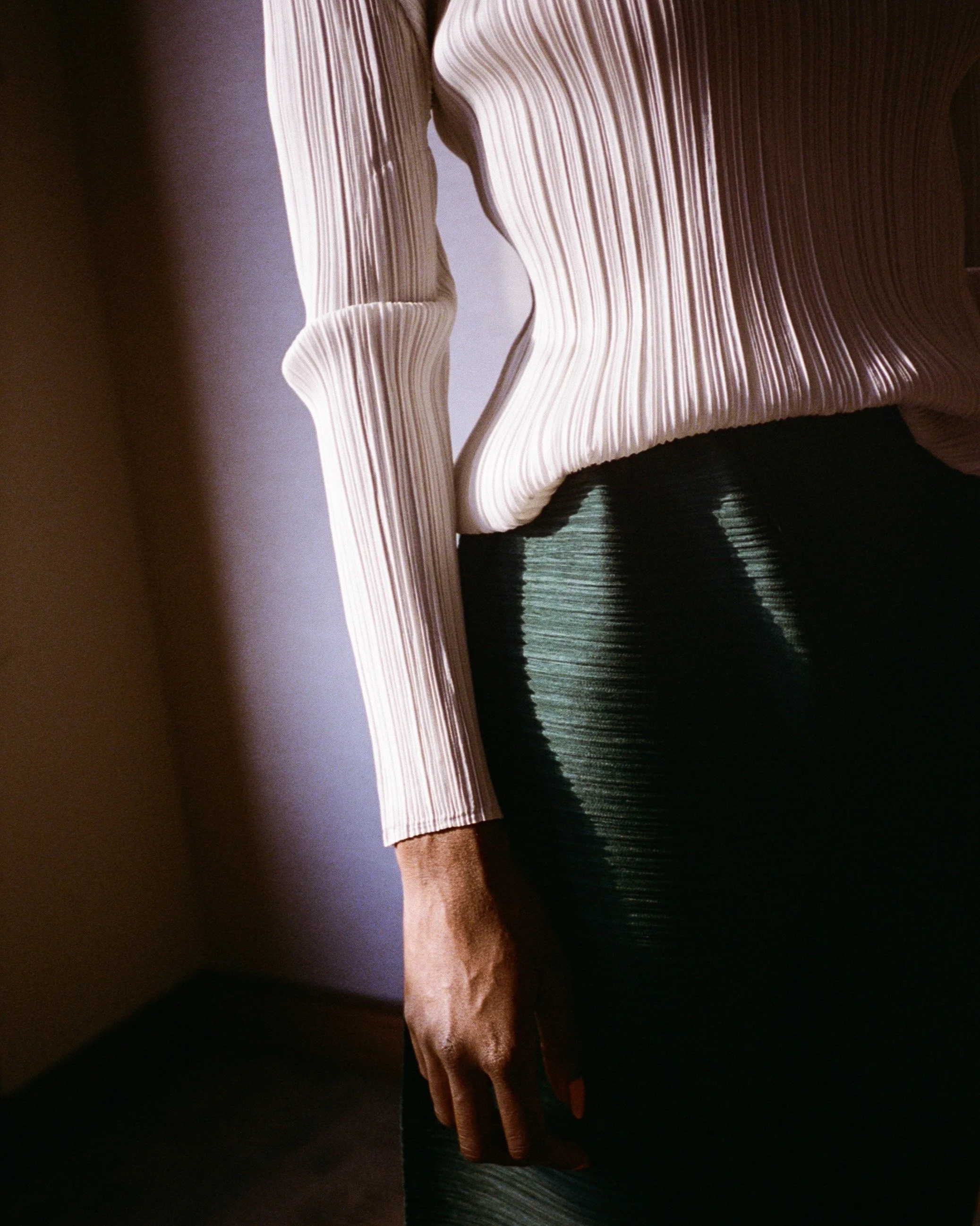 Hanna_Hazel_Issey_Portrait.jpg