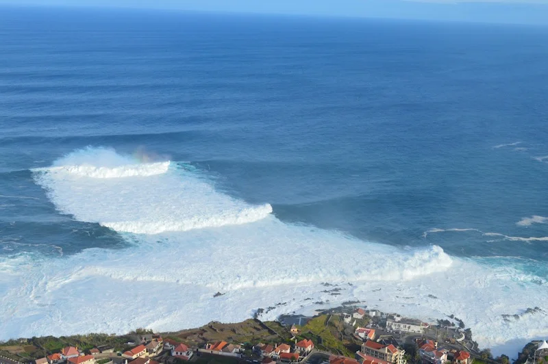 jetstream-hercules-carnage-the-best-run-of-swells-ever-1.jpg