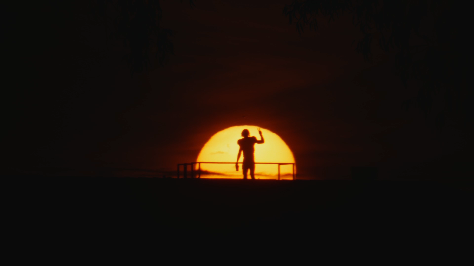 USC_Frame04.png