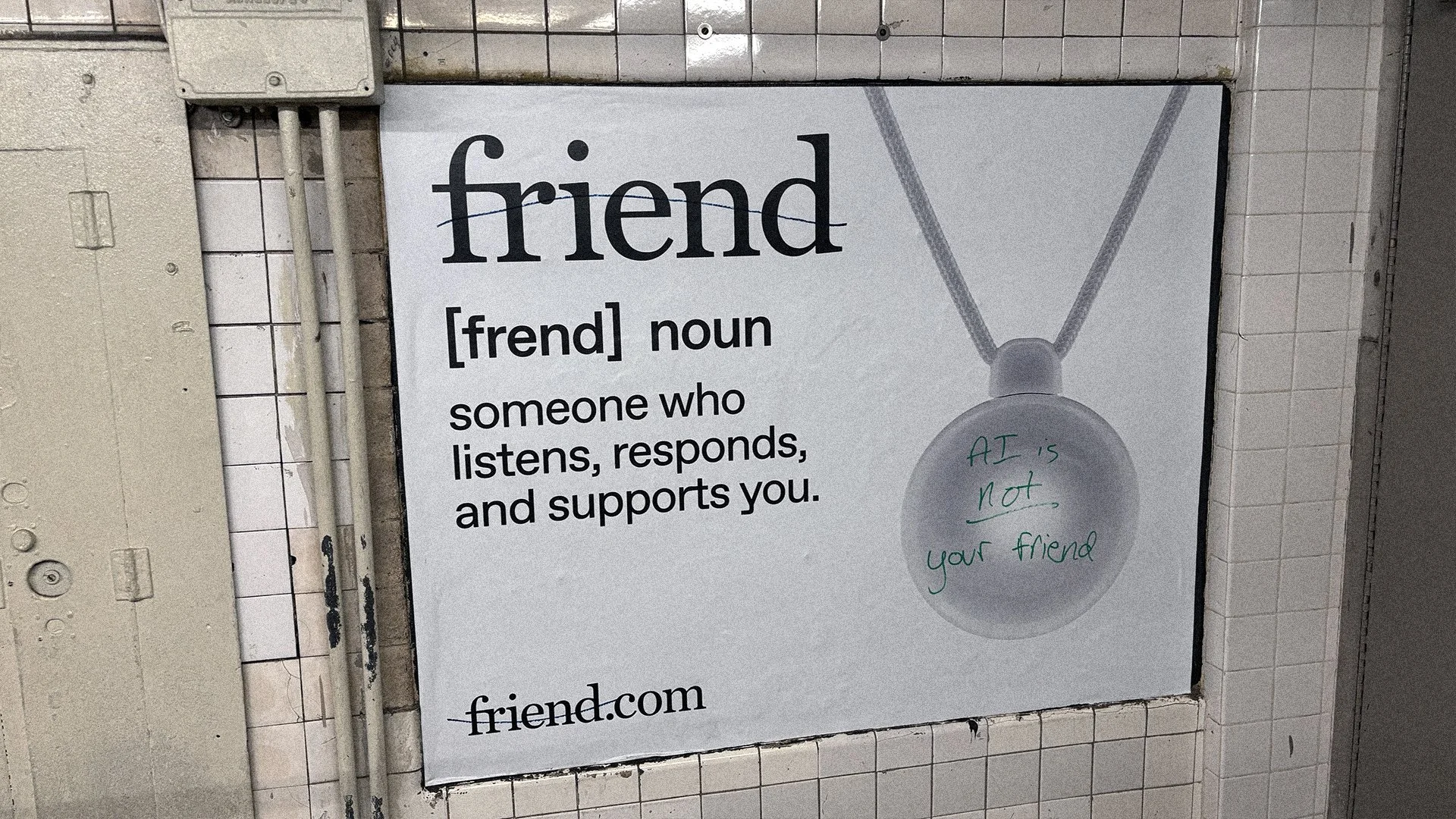 Heineken_FriendNecklace_Thumb4.jpg