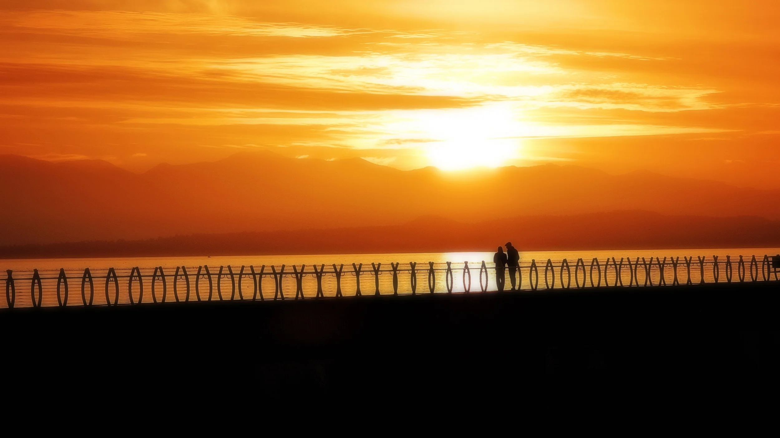 breakwater5xx.jpg