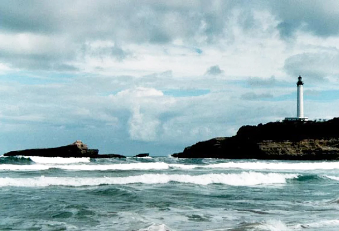 phare a biarritz 2.jpg