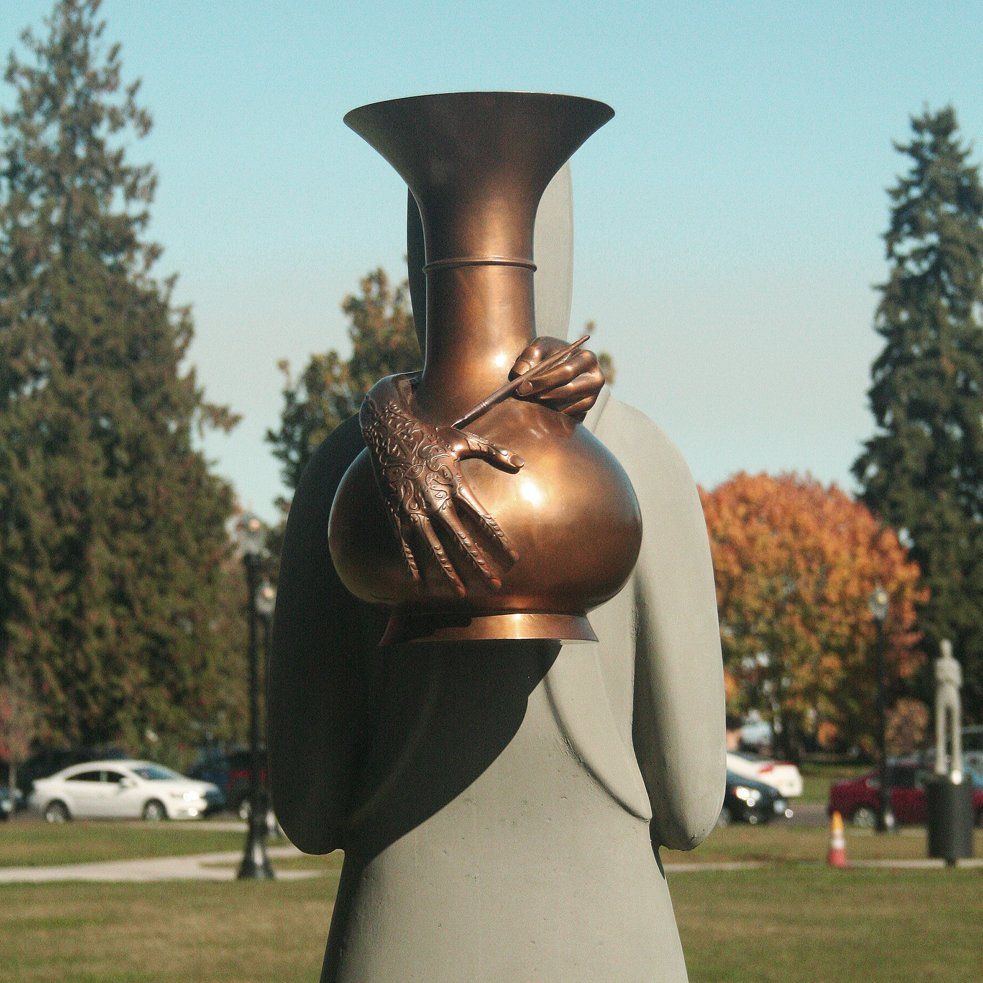 ME_vase_sml.jpg