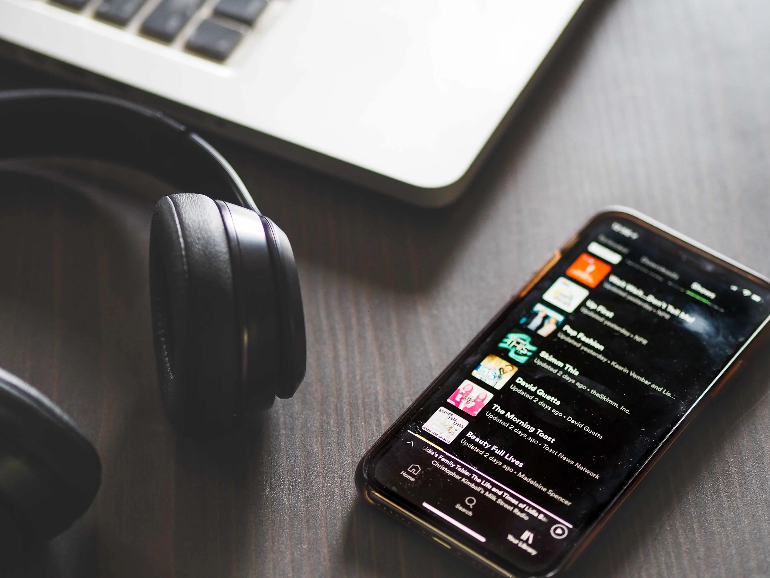 podcasts-on-iphone.jpg