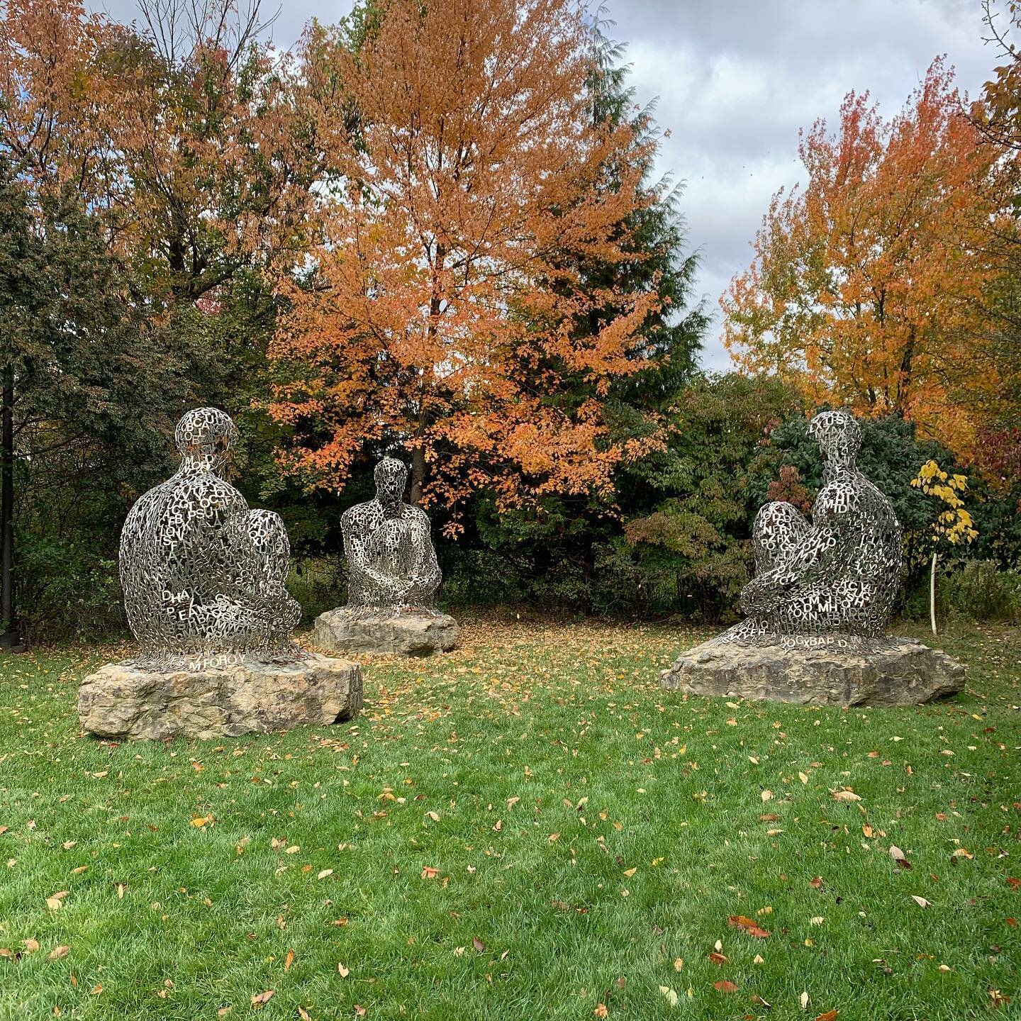 Falling in love with sculptures. #jaumeplensa #silentconversation