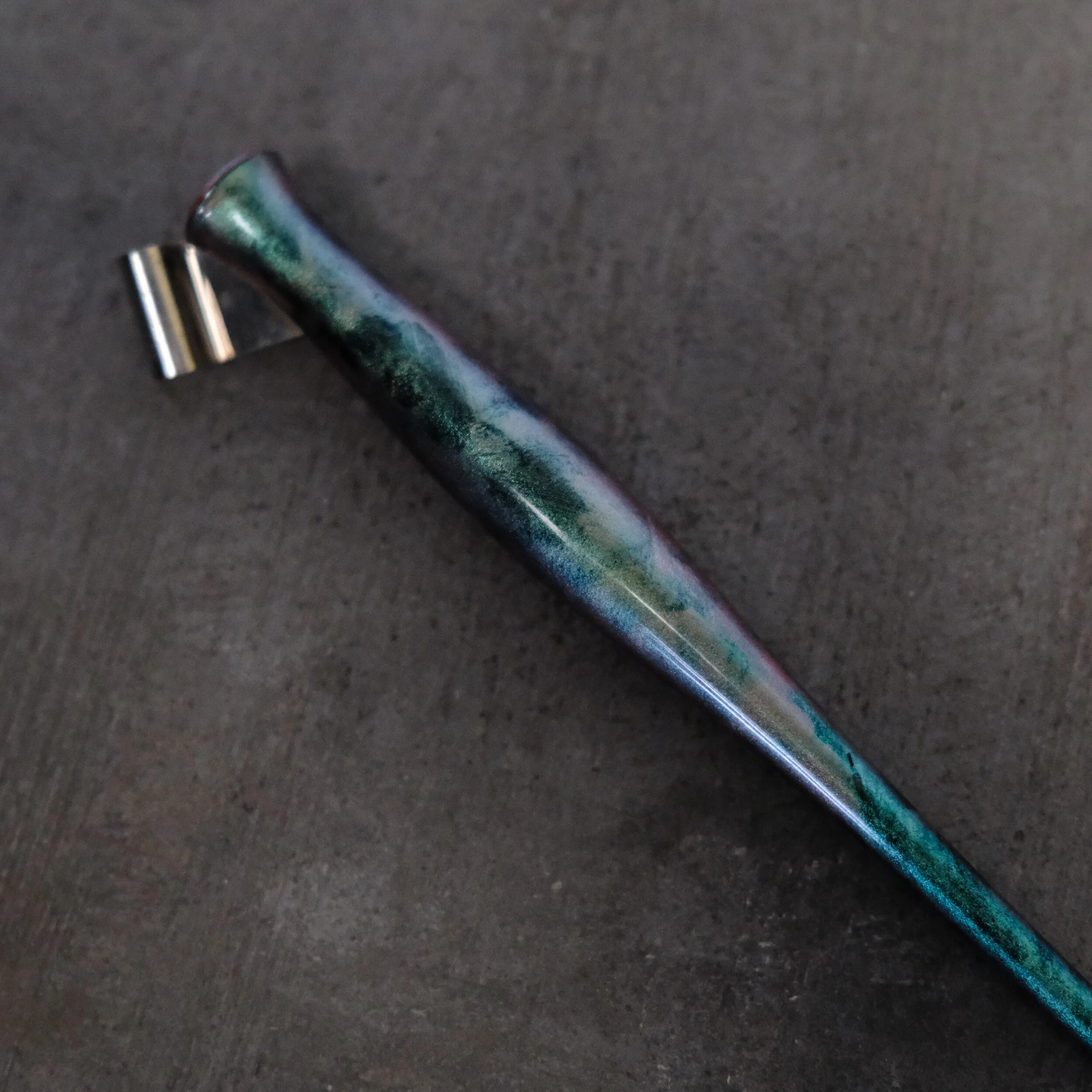 silver-and-turquoise-oblique-pen-holder-2.JPG