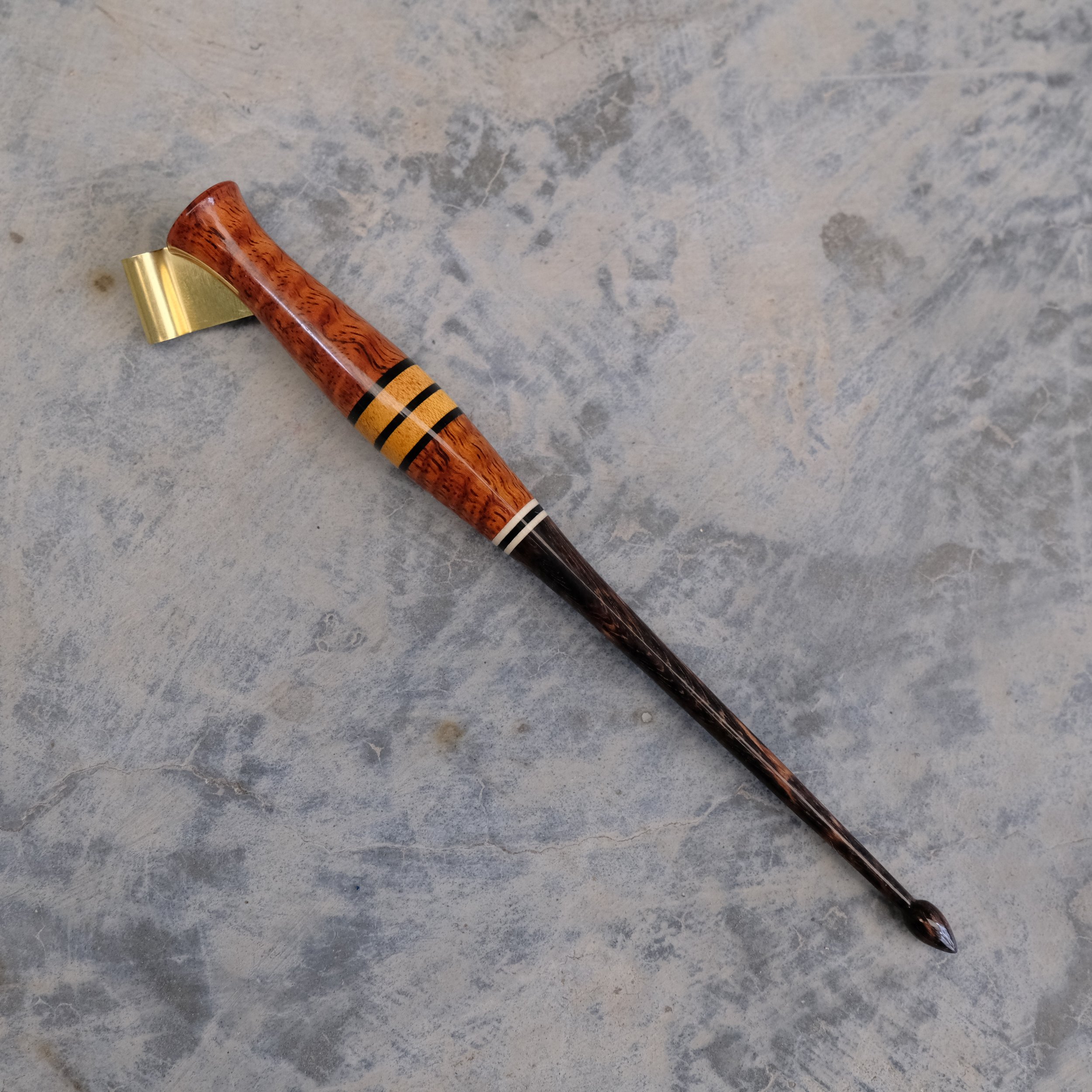 camwood-and-jackfruit-band-with-black-rosewood-tail-oblique-pen-holder.jpeg