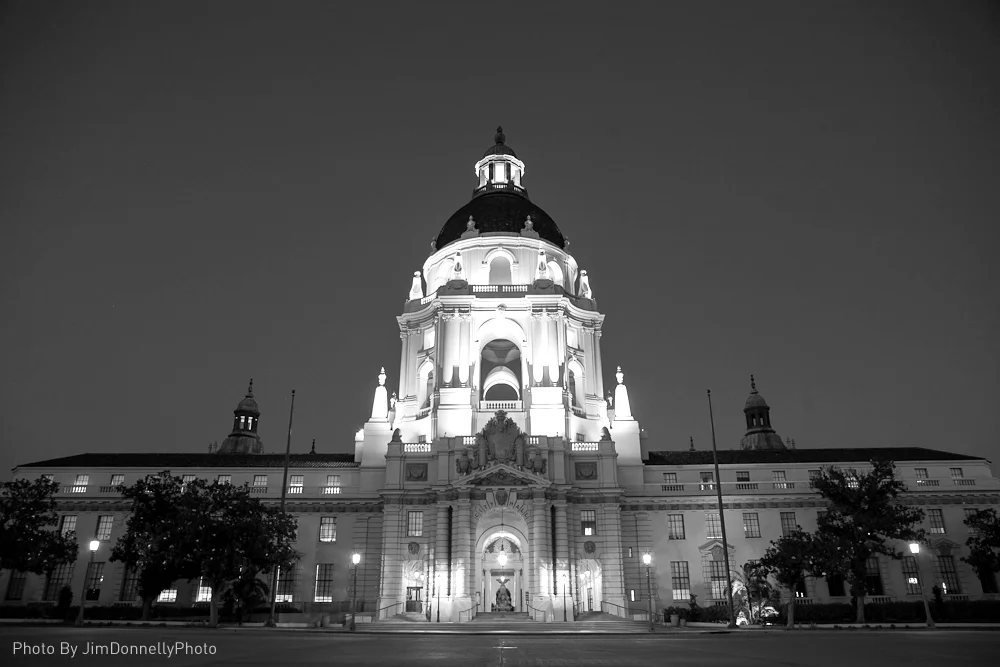 Pasadena_City_Hall_at_dusk_BW_By JimDonnelly.jpg