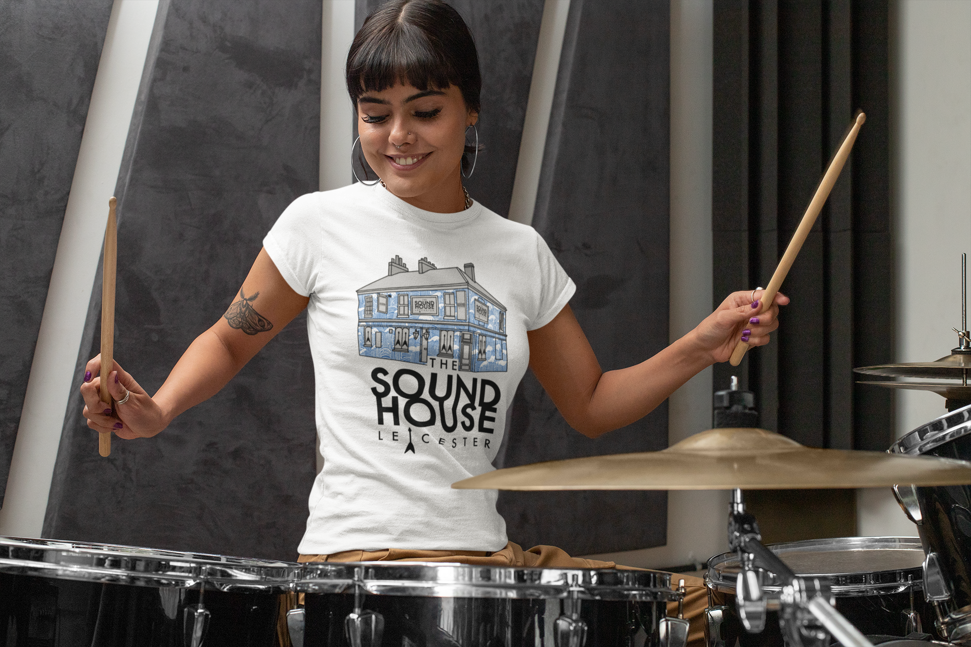 Soundhouse ladies.png