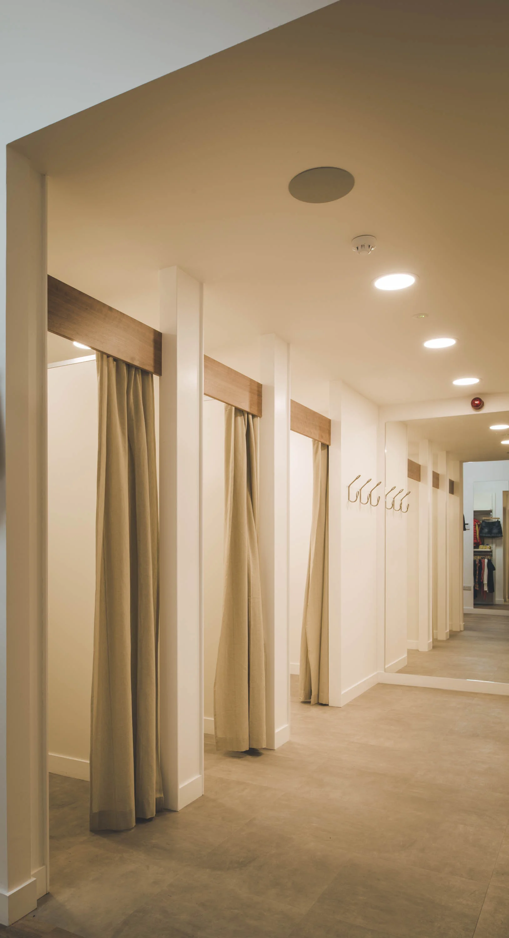 BenettonBallymena_WCDesign_EmmaStewartPhotography-0204.jpg