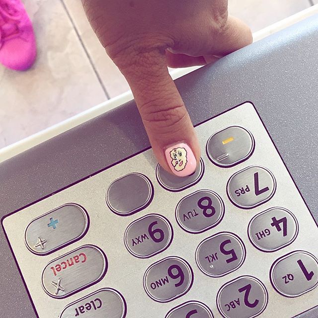 nail art by: ONNU NAIL