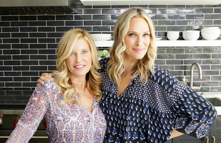 Ask an Expert: Superstar Doula Lori Bregman on Peace and Fertility