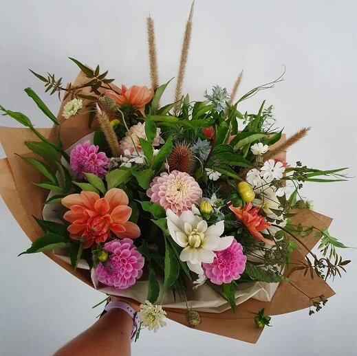 £35 bouquet Pipley Flowers Bristol.jpg