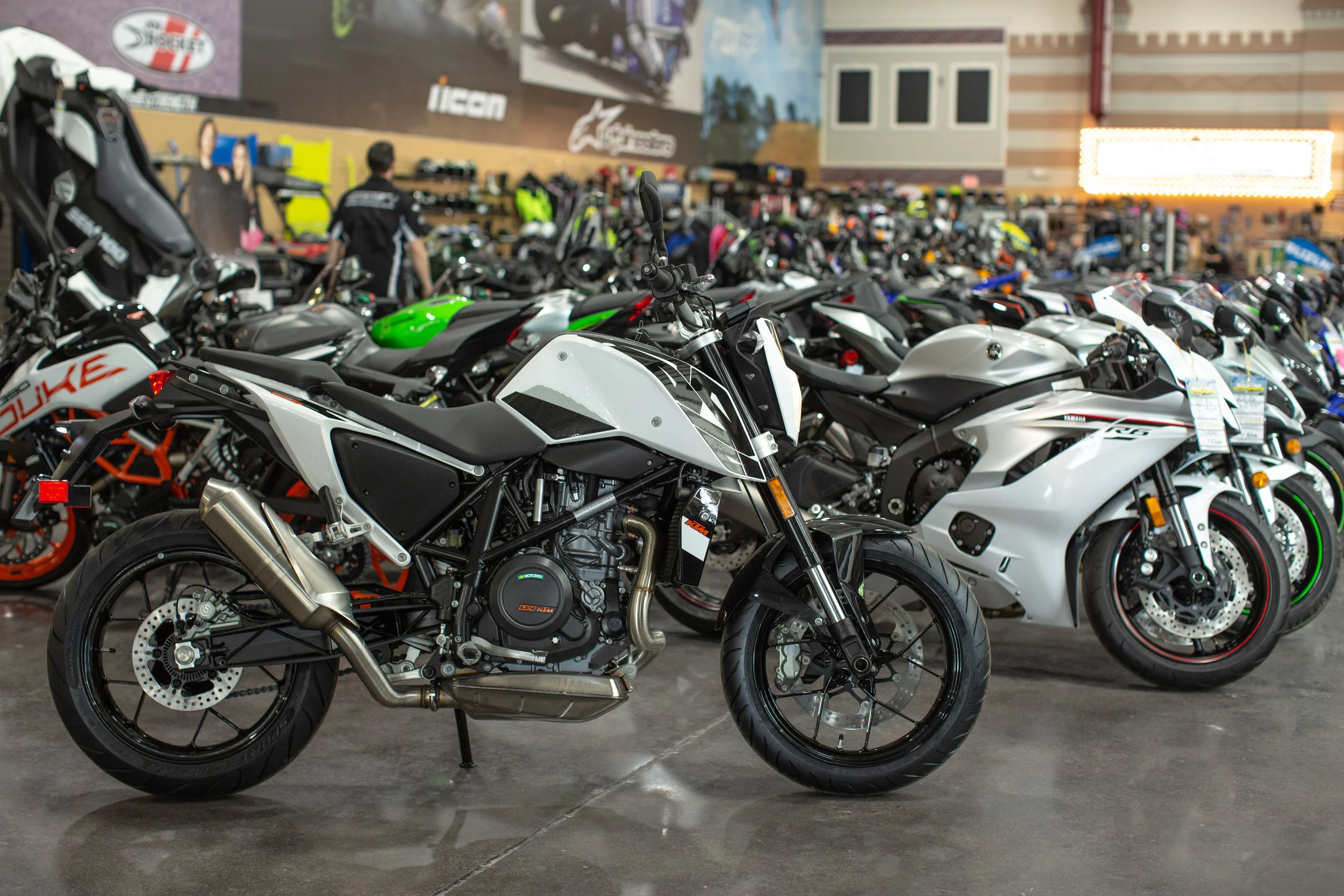 2018KTMDuke690_First Ride-14.jpg