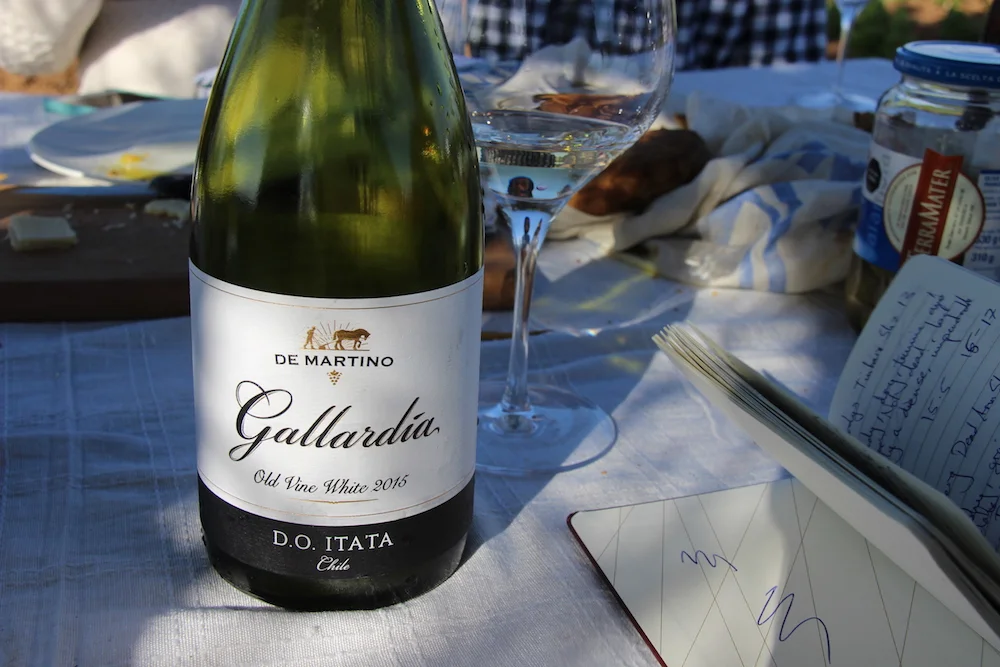 Delicious: a field blend of Muscat and Corinto, which is thought to be Chasselas