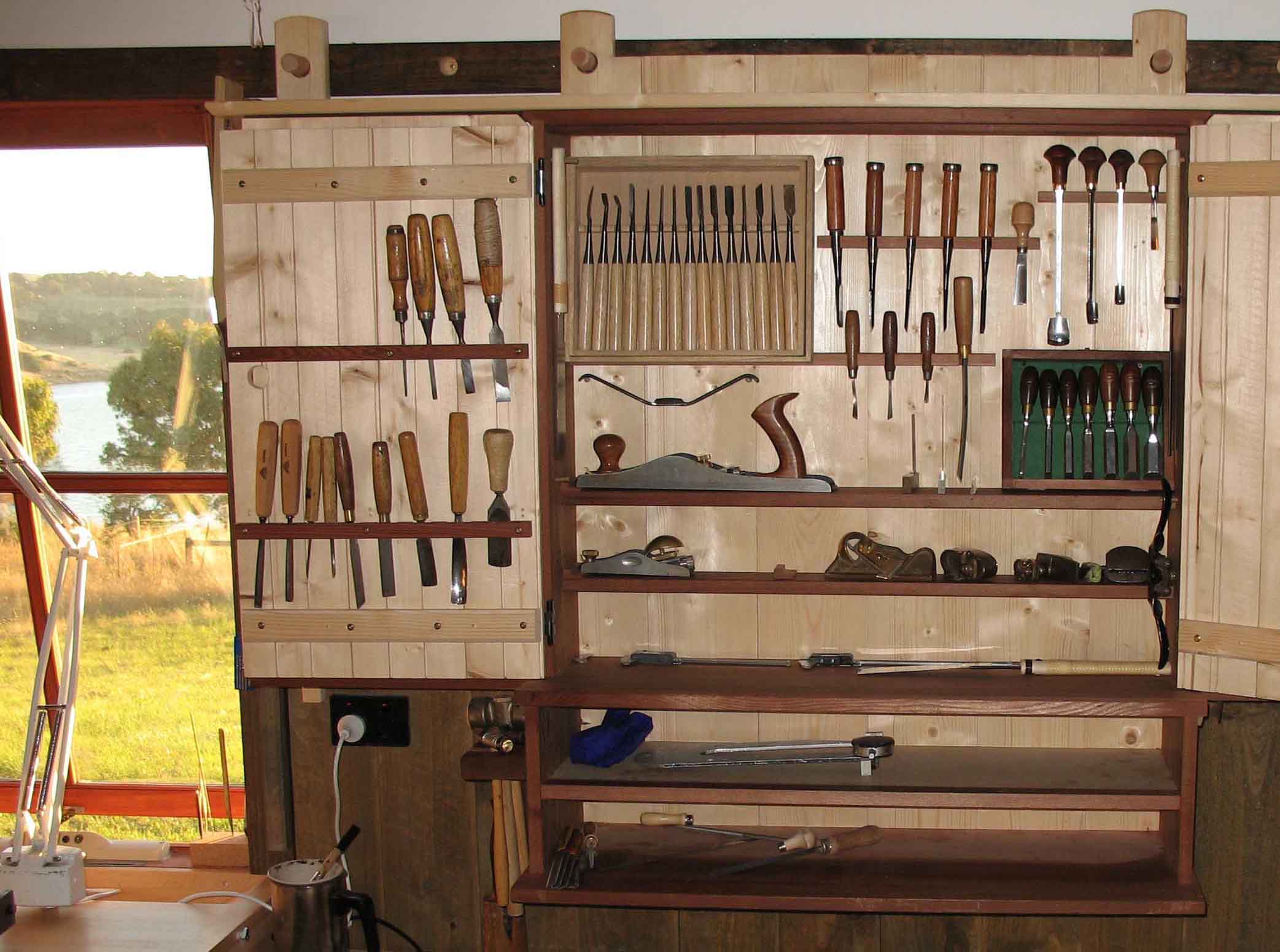 tool cabinet.jpg