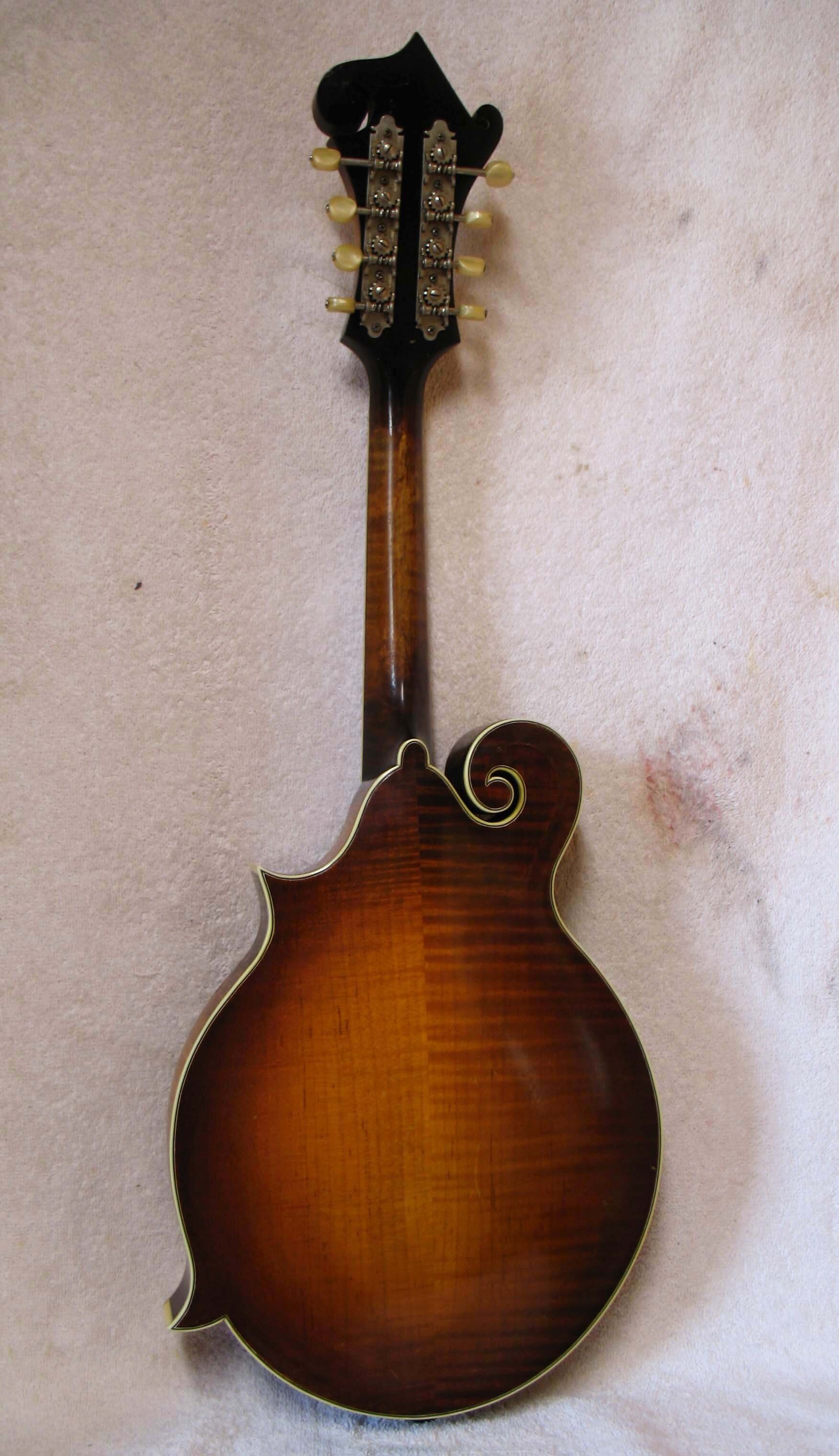 100 — Gilchrist Mandolins & Guitars