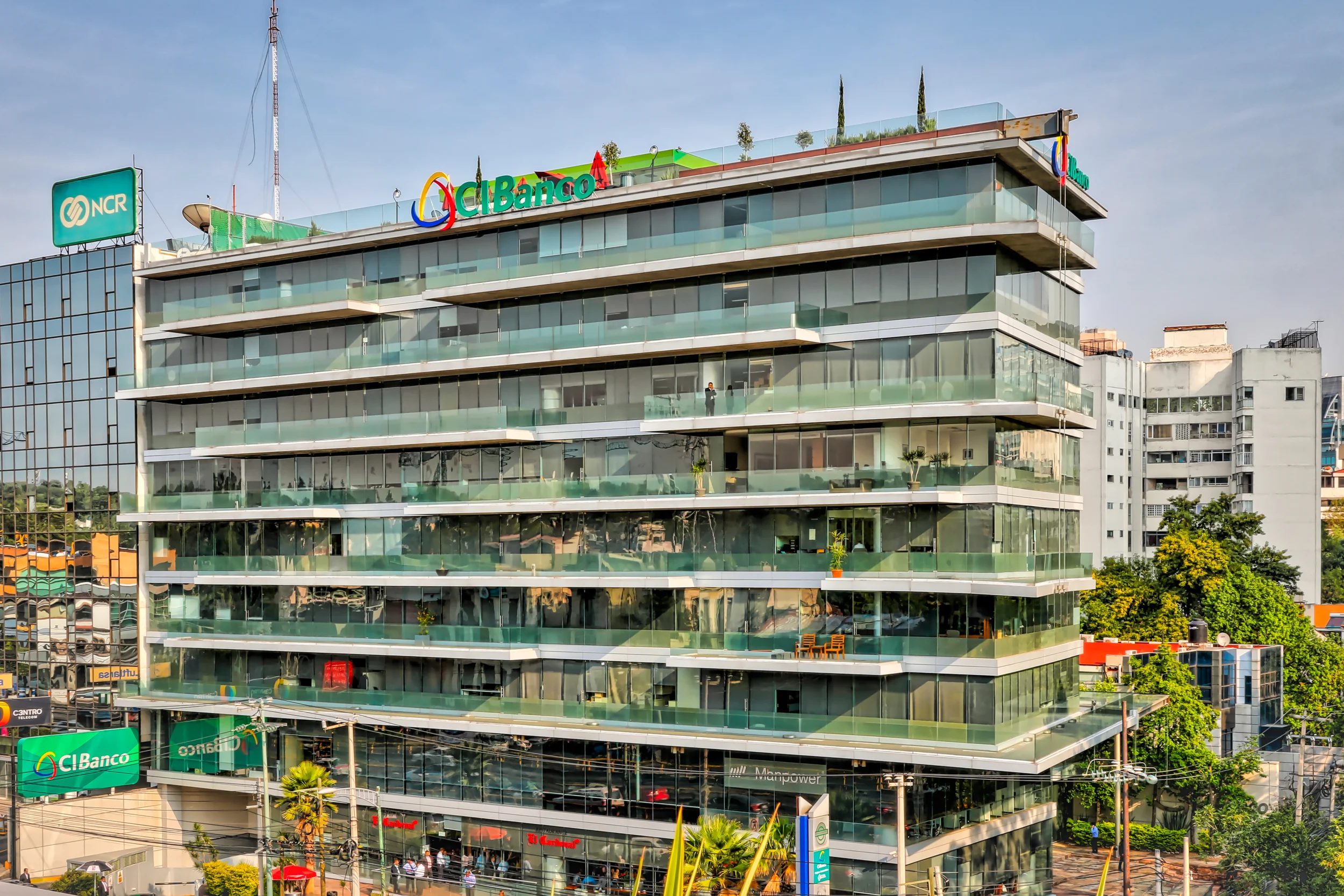 CIBanco1-4016_AuroraHDR_HDR.jpg
