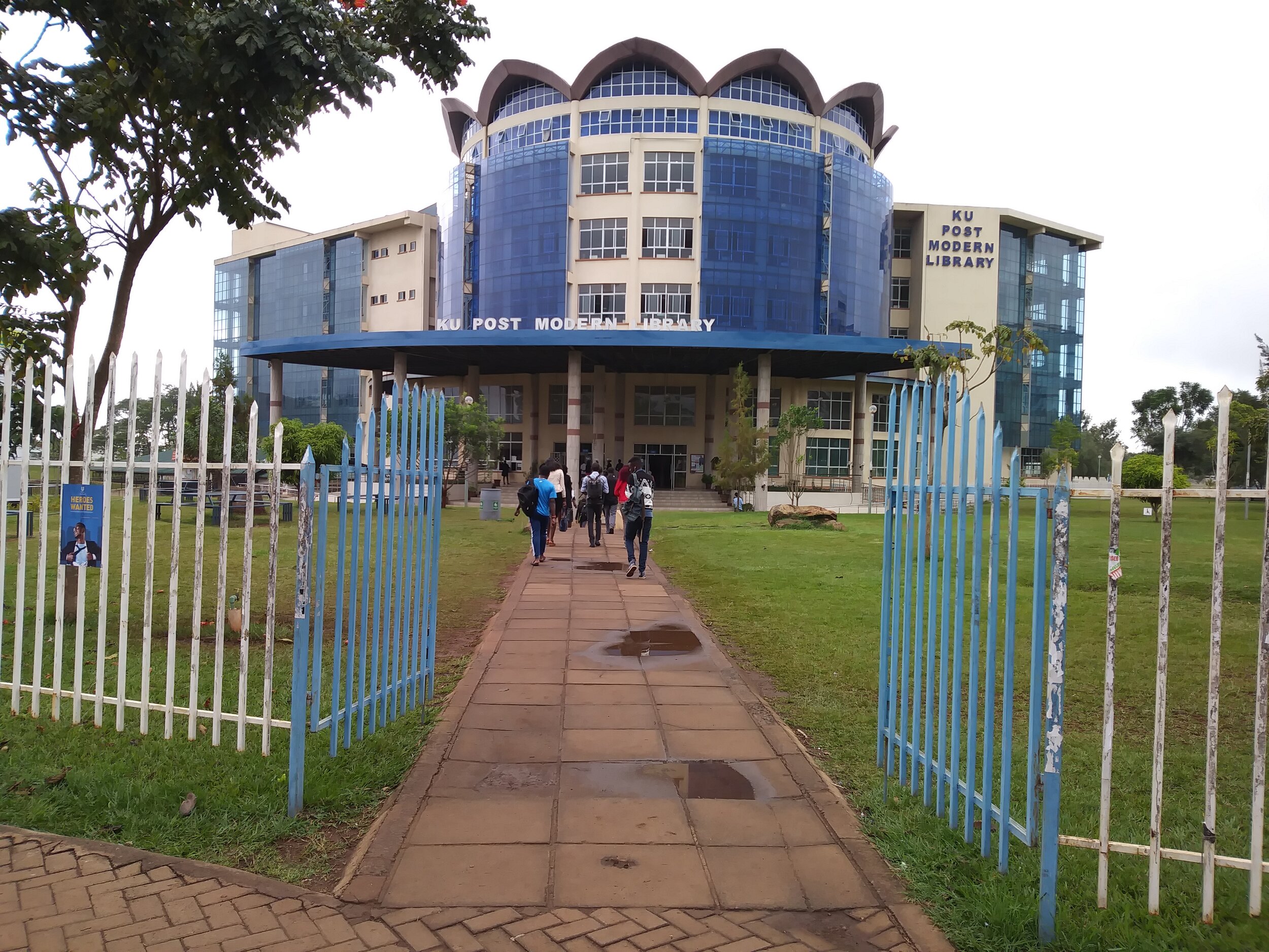 KenyattaUniversityLibrary-Nairobi.jpg