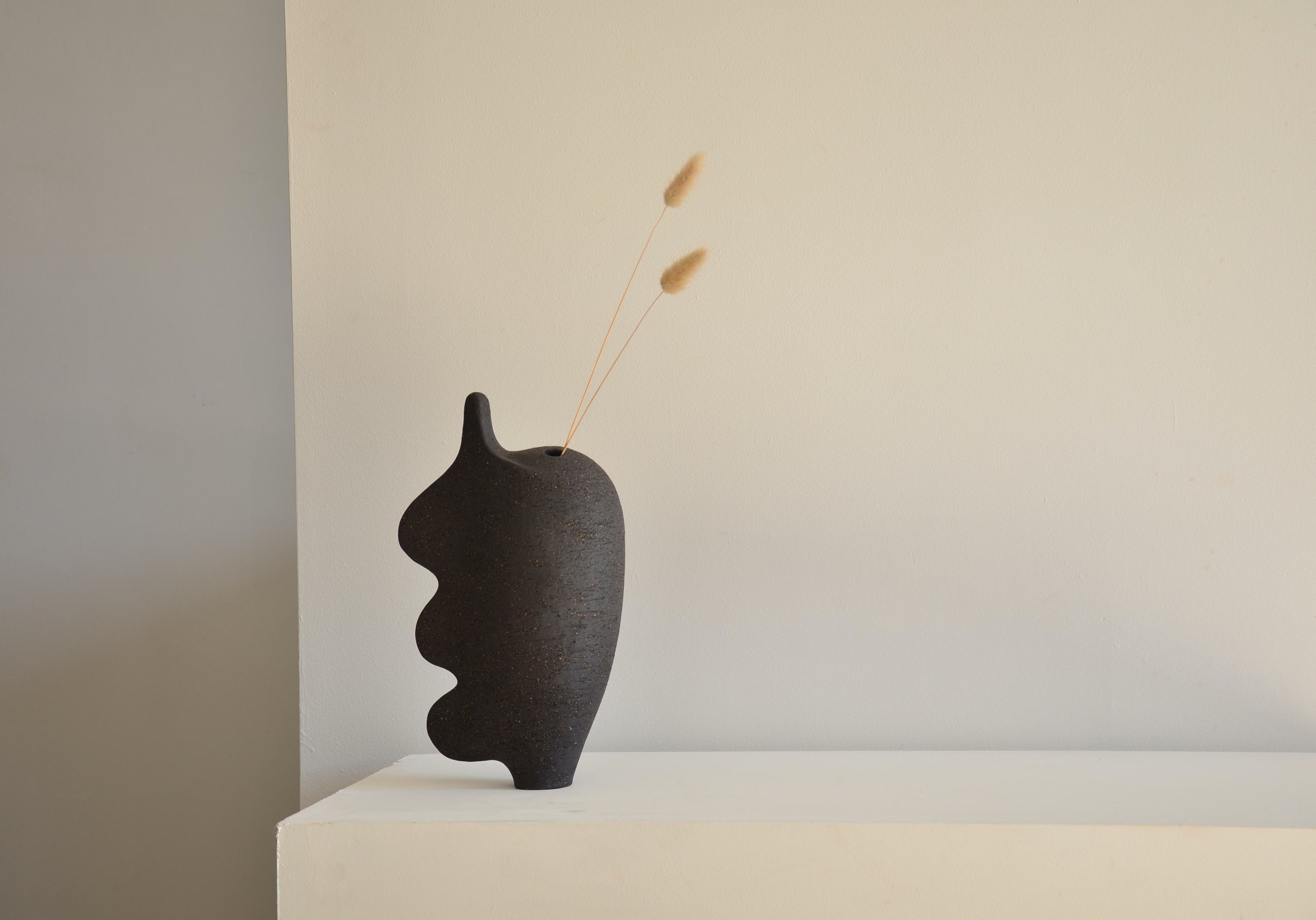 Helena Lacy_Fingō Vase no.1.jpeg