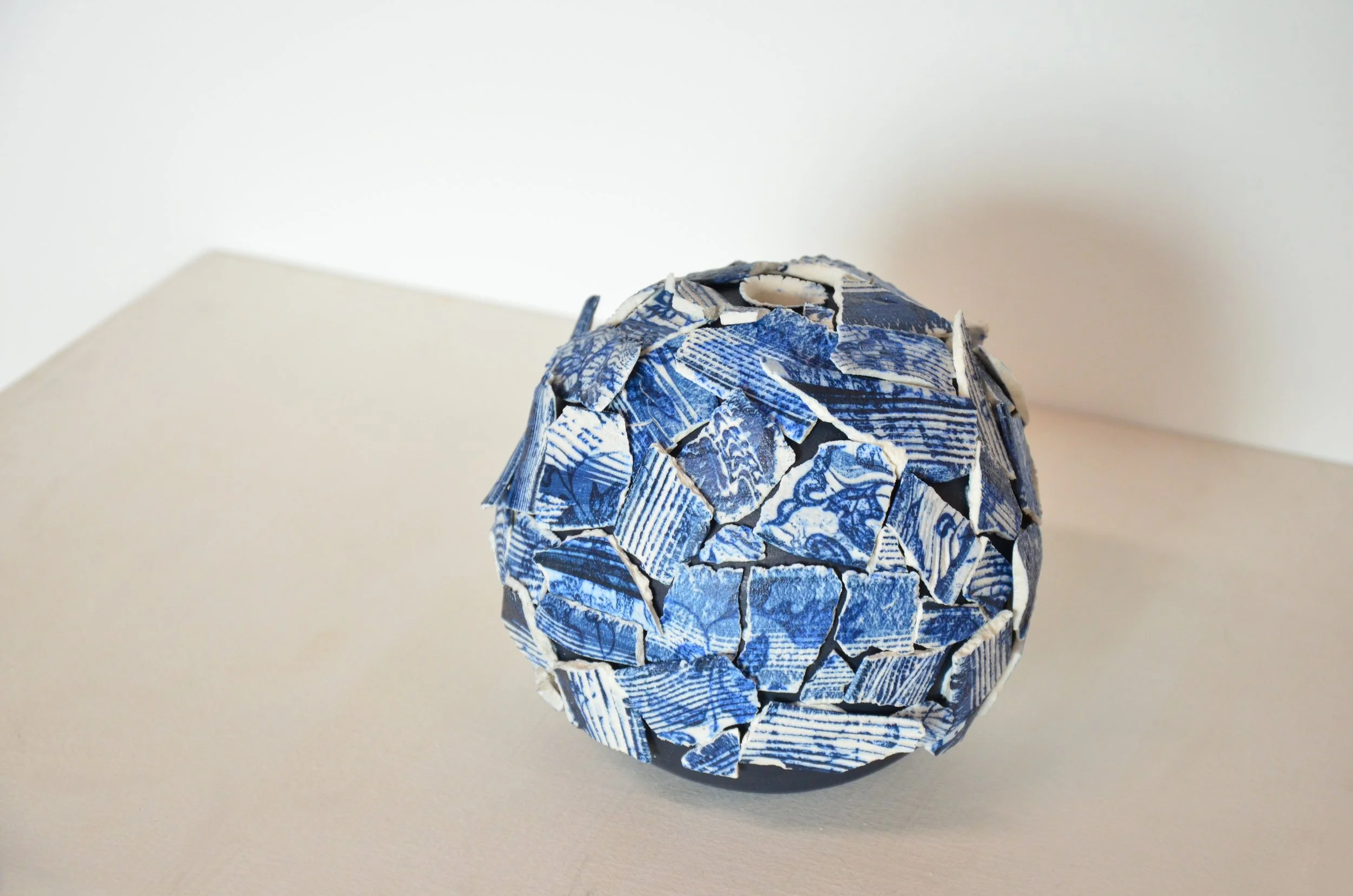 22. Layered Traces No1, Vessel 12 x 12 cm, Helena Lacy .jpg