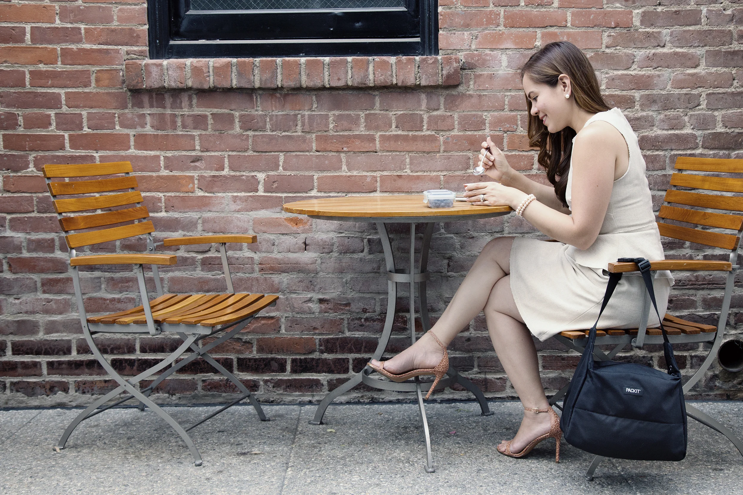 Hobo Black Hires 2.jpg