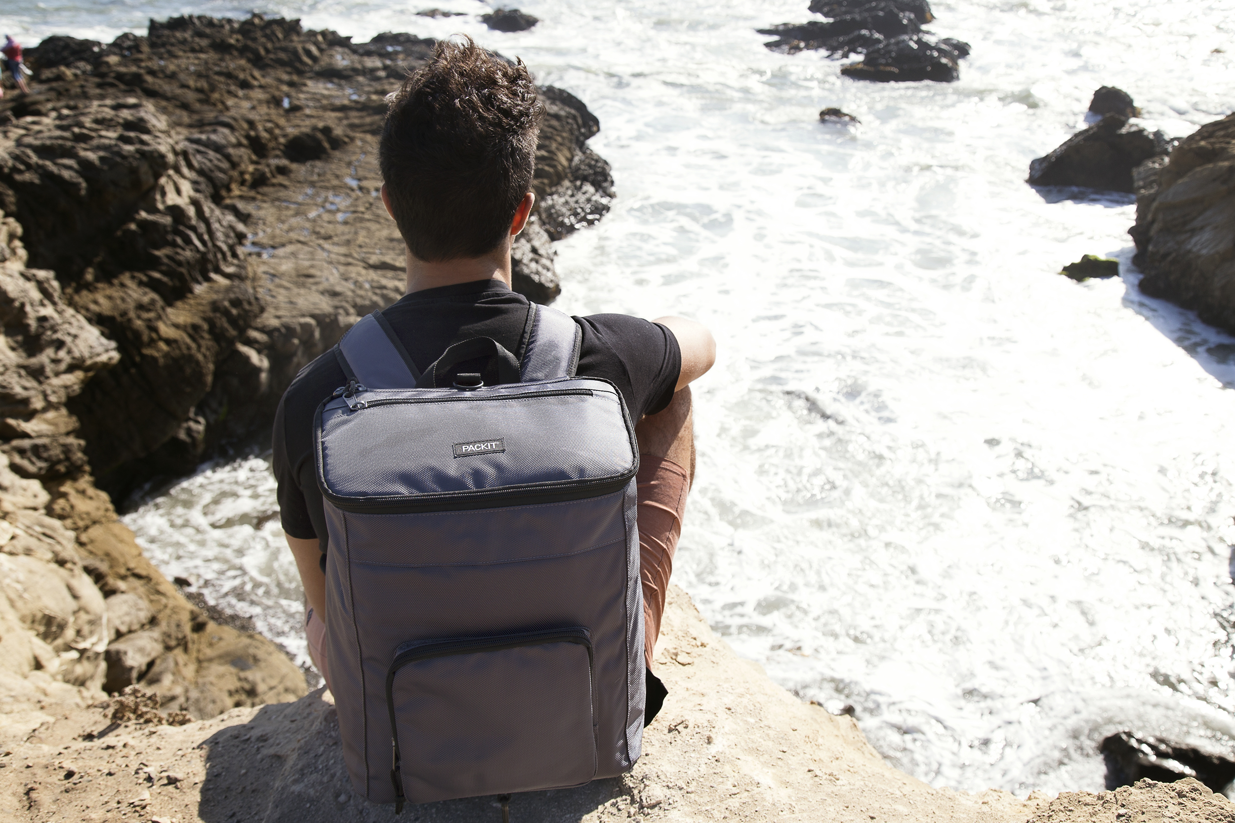 Charcoal Can-Cooler Backpack Hires 08.jpg