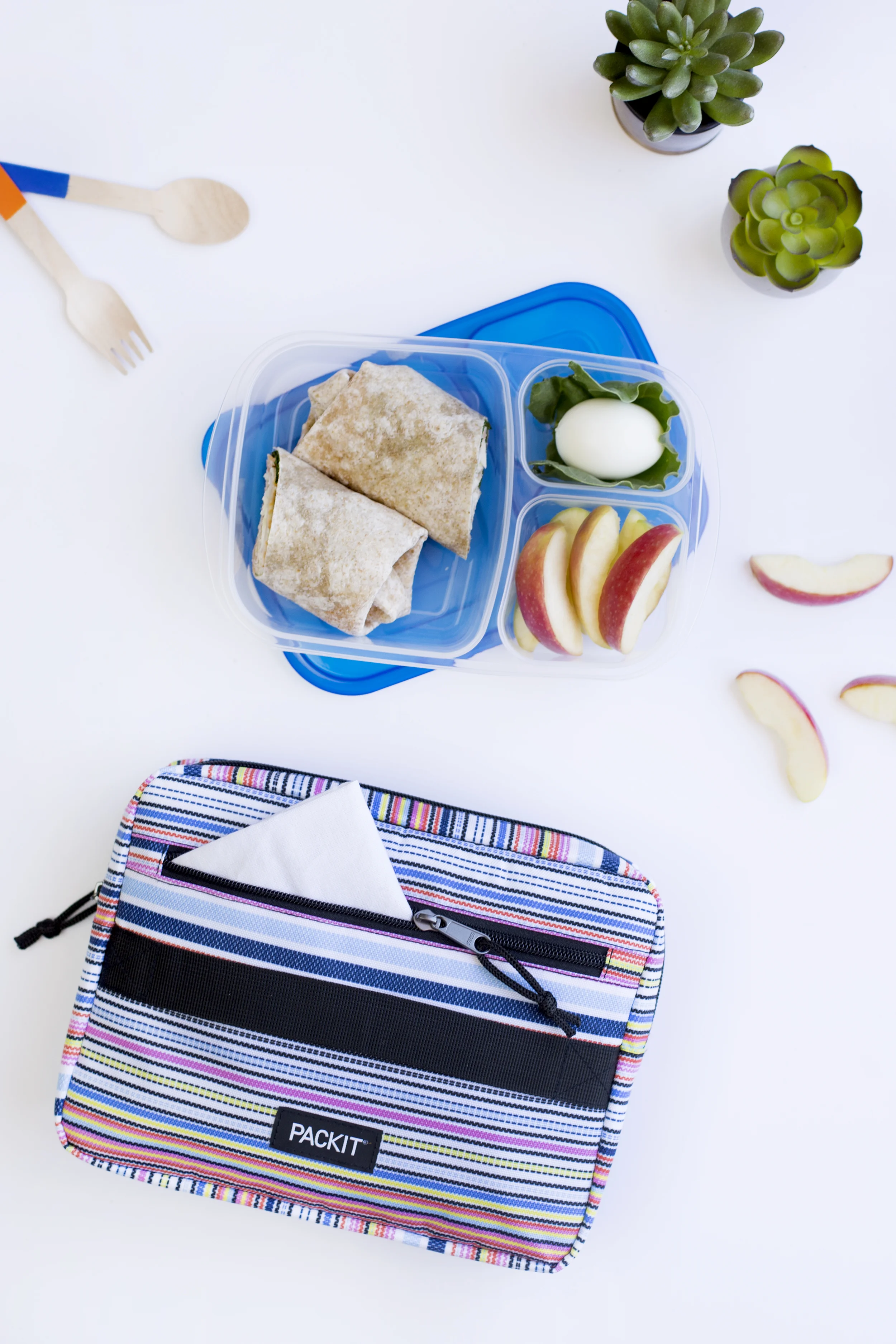 Bento-Box-Set-Blanket-Stripe-Hires.jpg